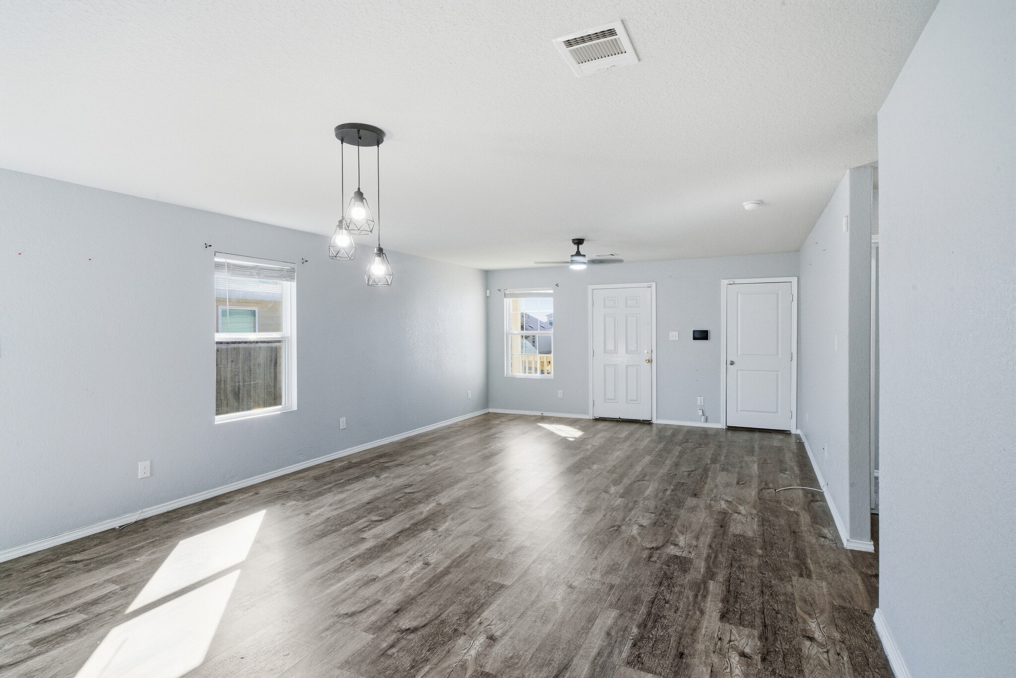 Building Photo - 8519 Cassia Cv