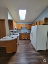 Building Photo - 151891 Wisteria Ln
