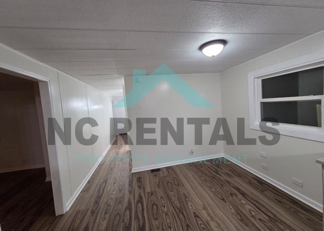 Building Photo - 7100 Tipton Dr