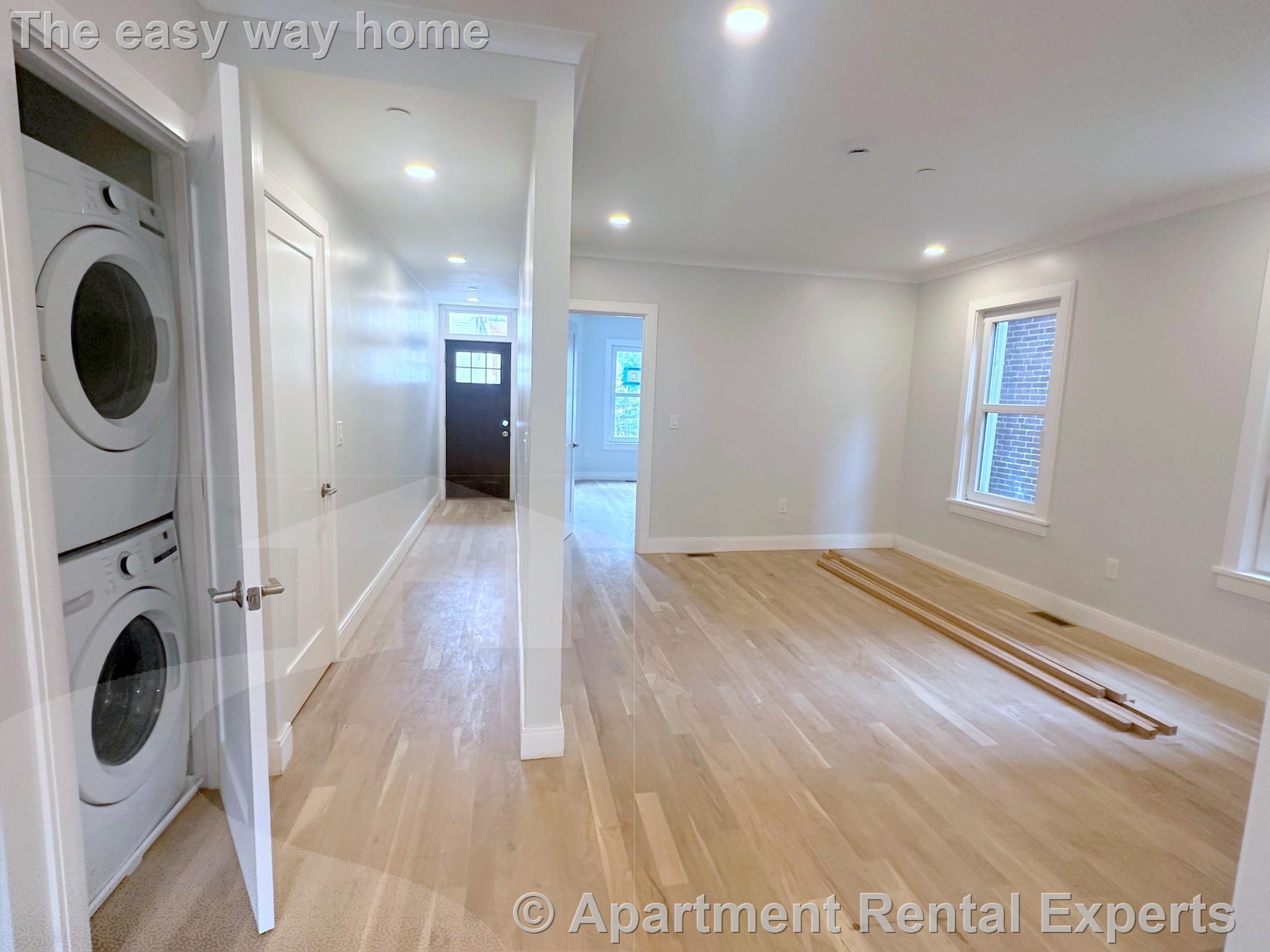 Building Photo - 37 Gore St