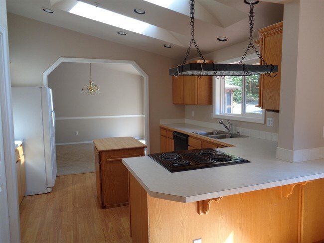 Building Photo - 3315 8th St NW