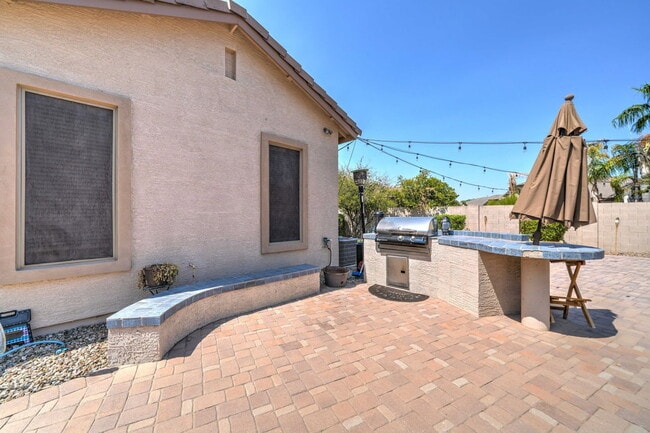 Building Photo - 4221 S Danyell Dr