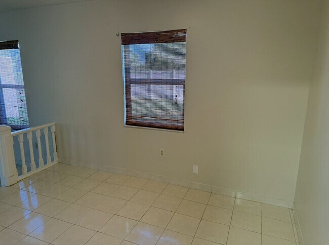 Building Photo - 3 Bedroom - 2 Bath - 2 Car Garage - Fenced Yard