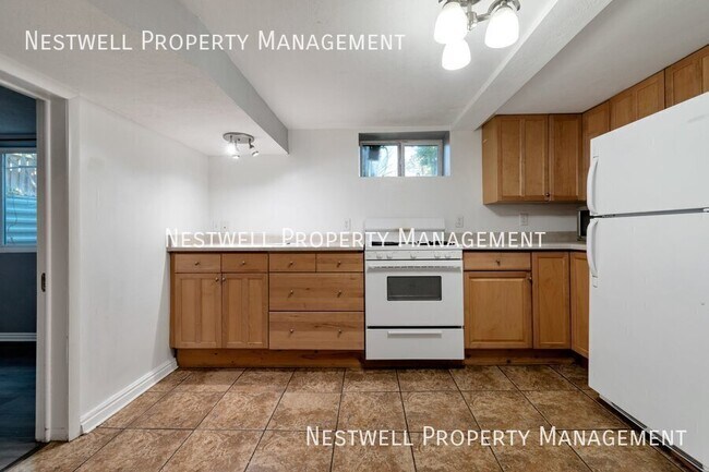 Building Photo - 1160 E 500 S