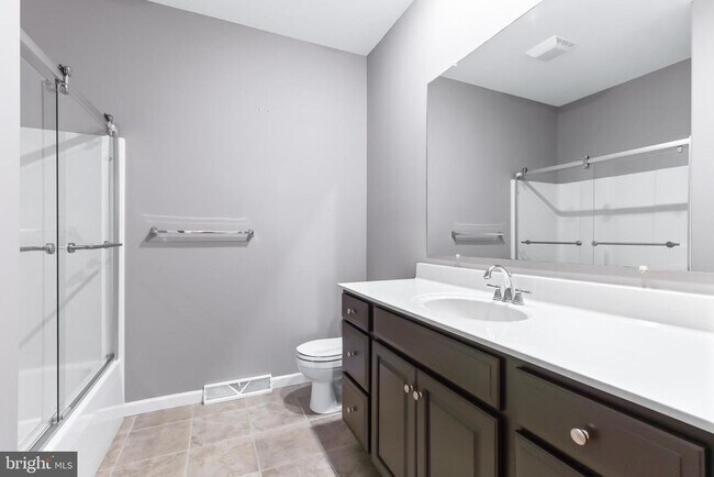 Building Photo - 1298 Vickery Ln