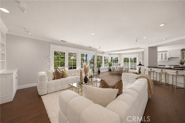 Building Photo - 5188 Vista Miguel Dr