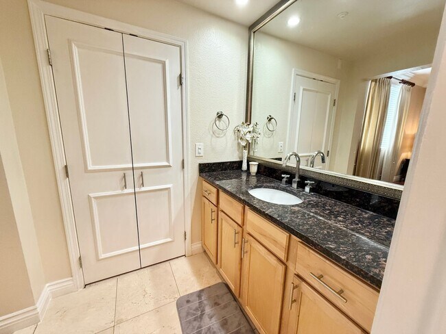 Building Photo - Live the Las Vegas Lifestyle in a Gated, Amenity-Rich Community ALL UTILITIES INCLUDED