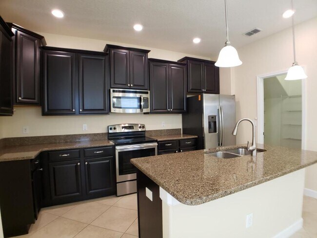 Building Photo - 7449 Ella Ln
