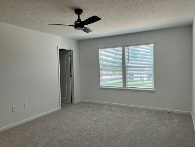 Building Photo - 3491 SE 37th Ct