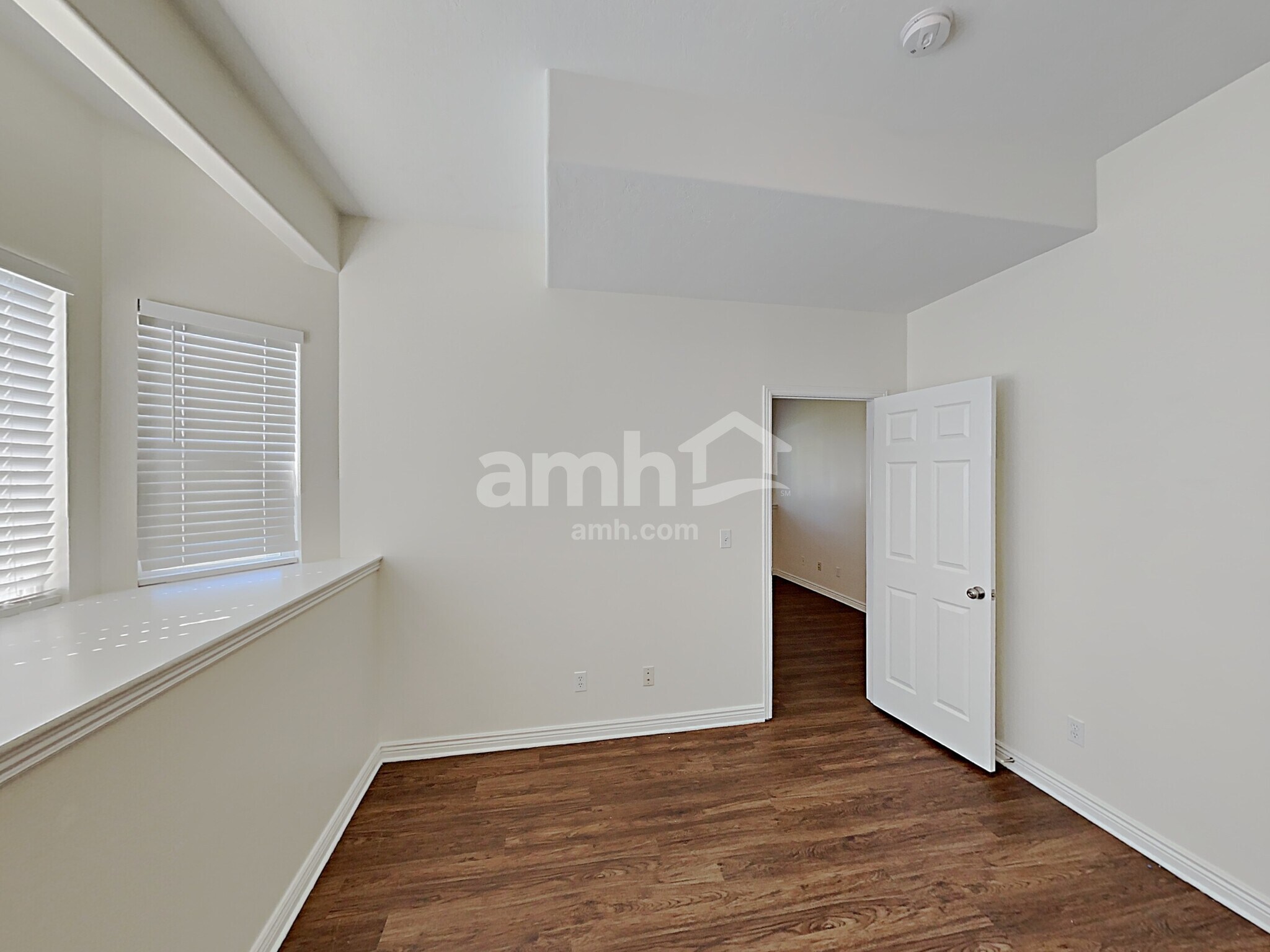 Building Photo - 4833 S 3575 W