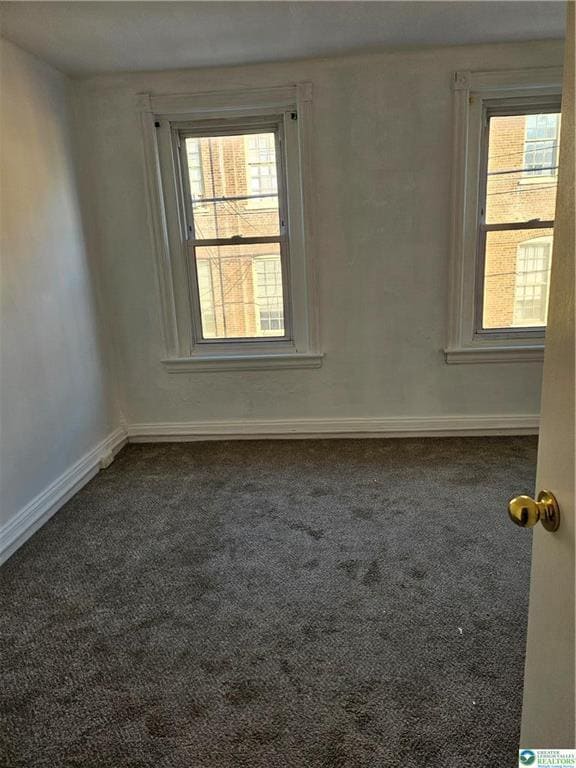 Building Photo - 734 N Meadow St