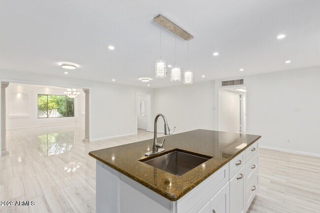 Building Photo - 1212 E McLellan Blvd