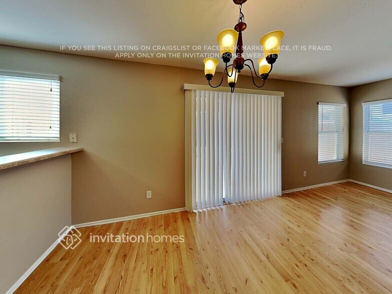 Building Photo - 37 N 224th Ln