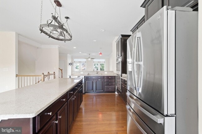 Building Photo - 1443 Occoquan Heights Ct