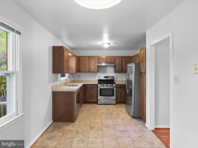Building Photo - 40 Carriage House Cir