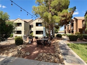 Building Photo - 555 E Silverado Ranch Blvd