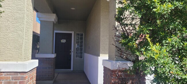 Building Photo - 34811 N 30th Dr
