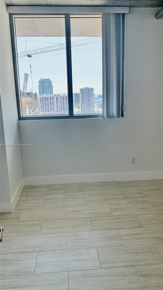 Building Photo - 690 SW 1st Ct