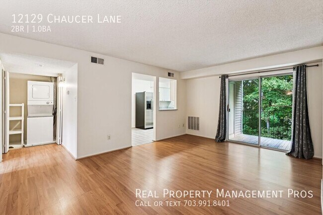 Building Photo - 12129 Chaucer Ln