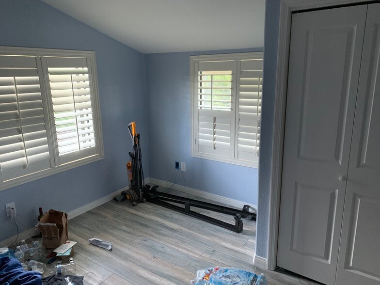 Building Photo - 36 Bullwhacker Cir