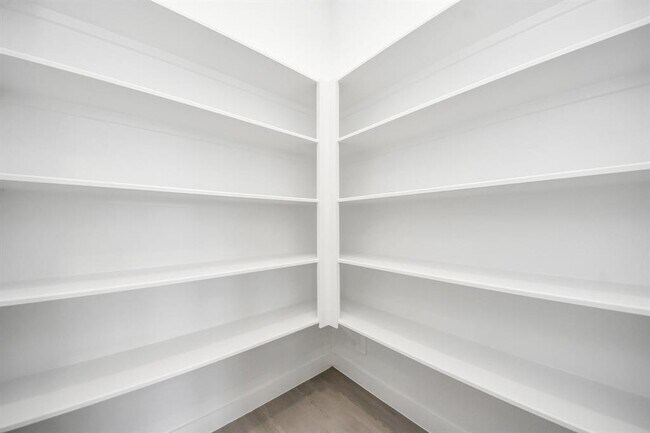 Building Photo - 10650 Ellerston Rd