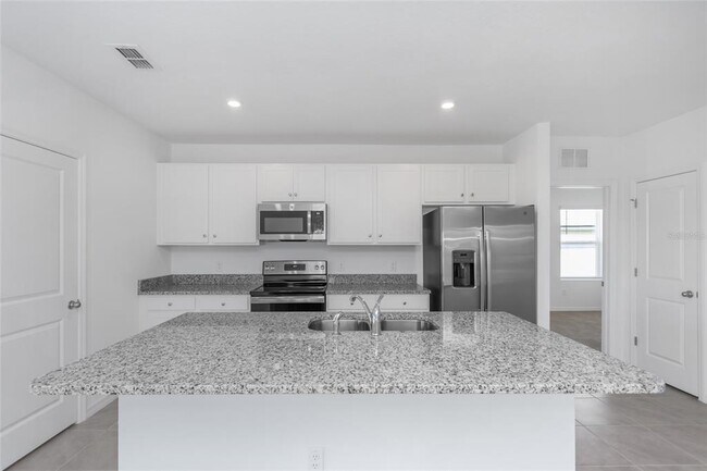 Building Photo - 6773 Branham Mill Ct