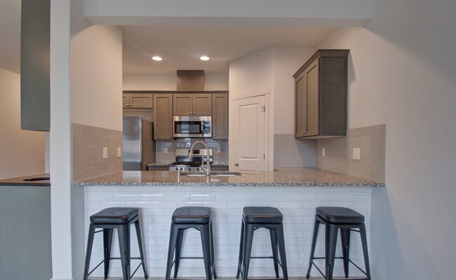 Building Photo - Prairie Park Commons Home