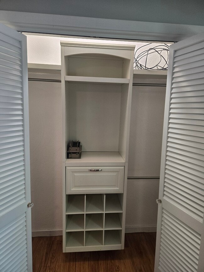 Building Photo - 50 Bare Hill Rd