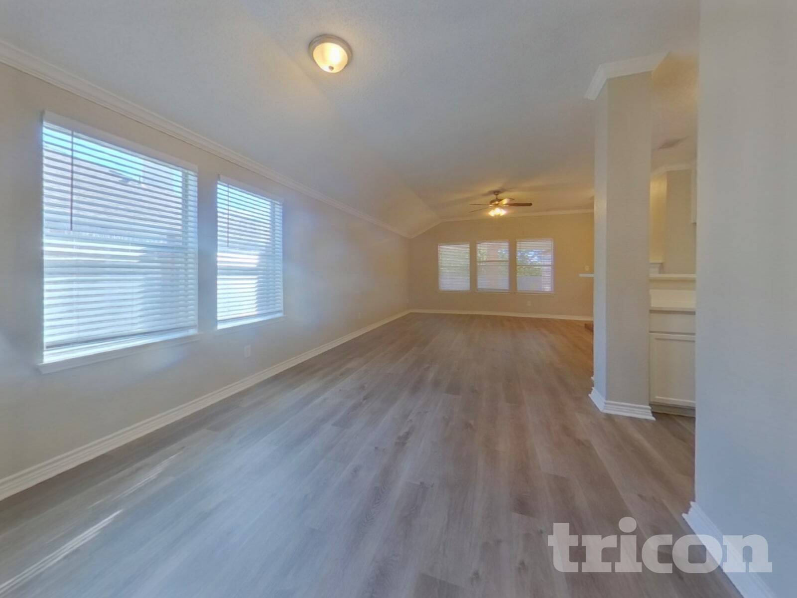 Building Photo - 143 Redbud Dr