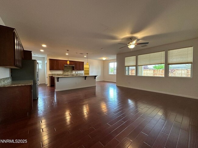 Building Photo - Immaculate Toll Brothers home