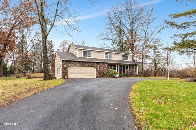 Building Photo - 3 Springwood Manor Dr