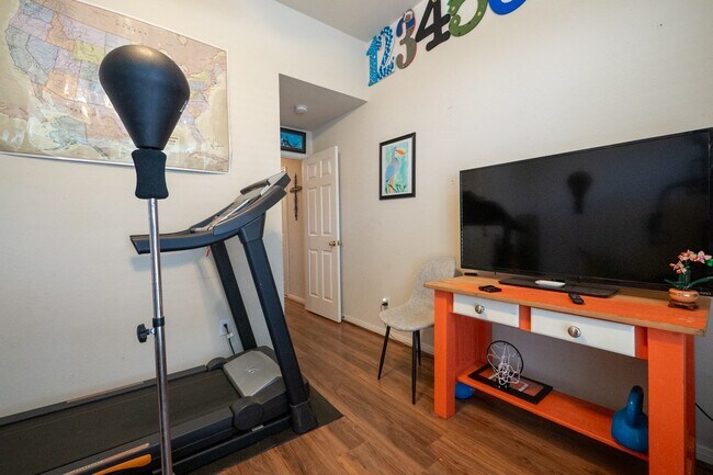 Building Photo - 2834 Falcon Knoll Ln