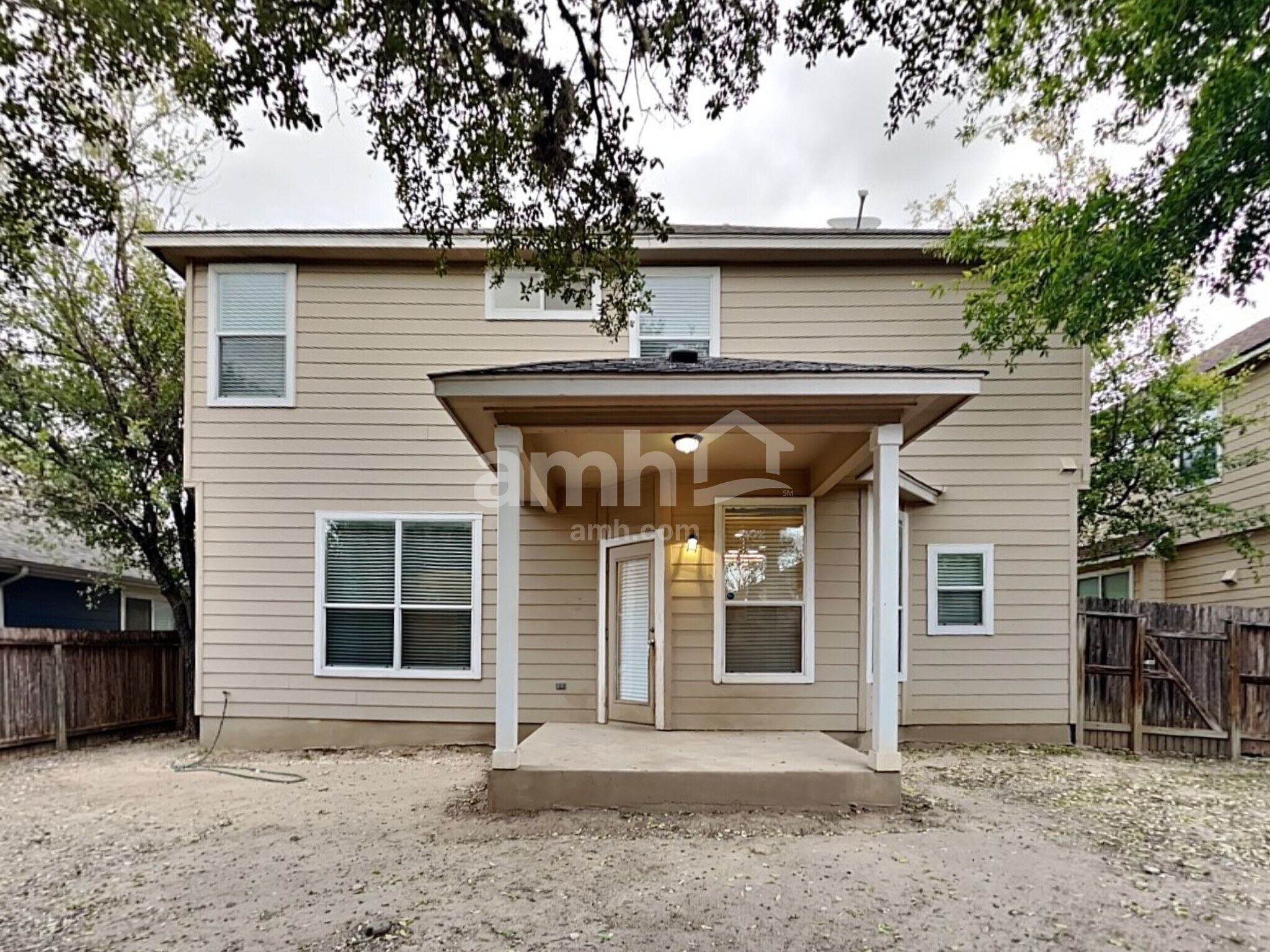 Building Photo - 10630 Buck Park