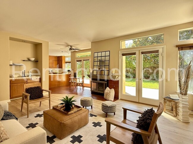 Building Photo - 12613 Crest Knolls Ct