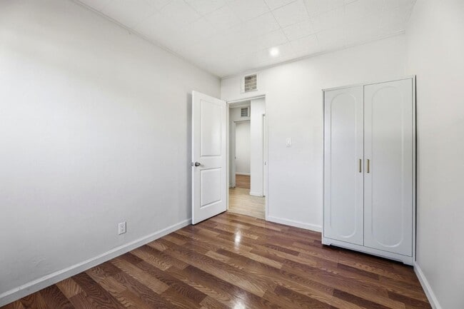 Building Photo - 26786 Clarkford St