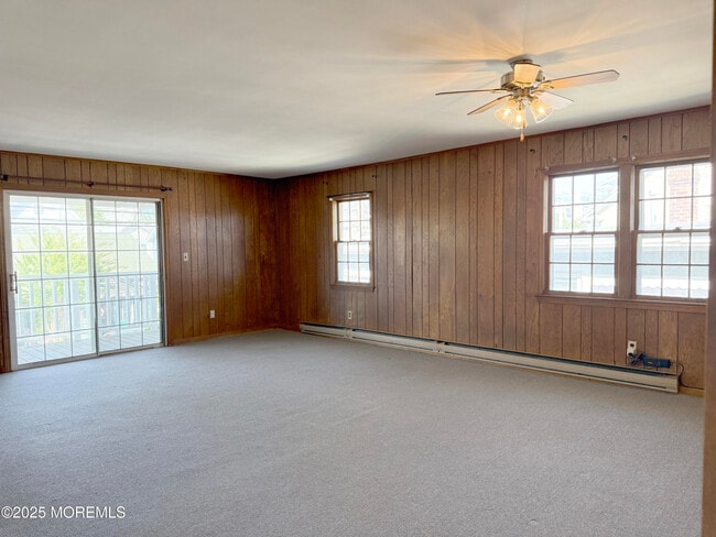 Building Photo - 70 Mt Hermon Way