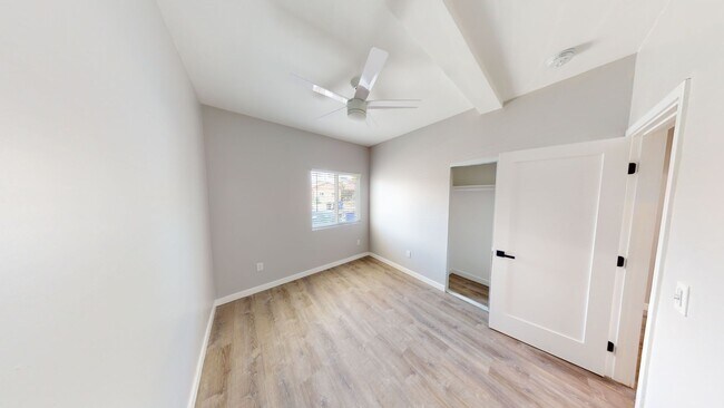 Building Photo - Modern 4 Bed 2 Bath House on Mary Lane!! (...