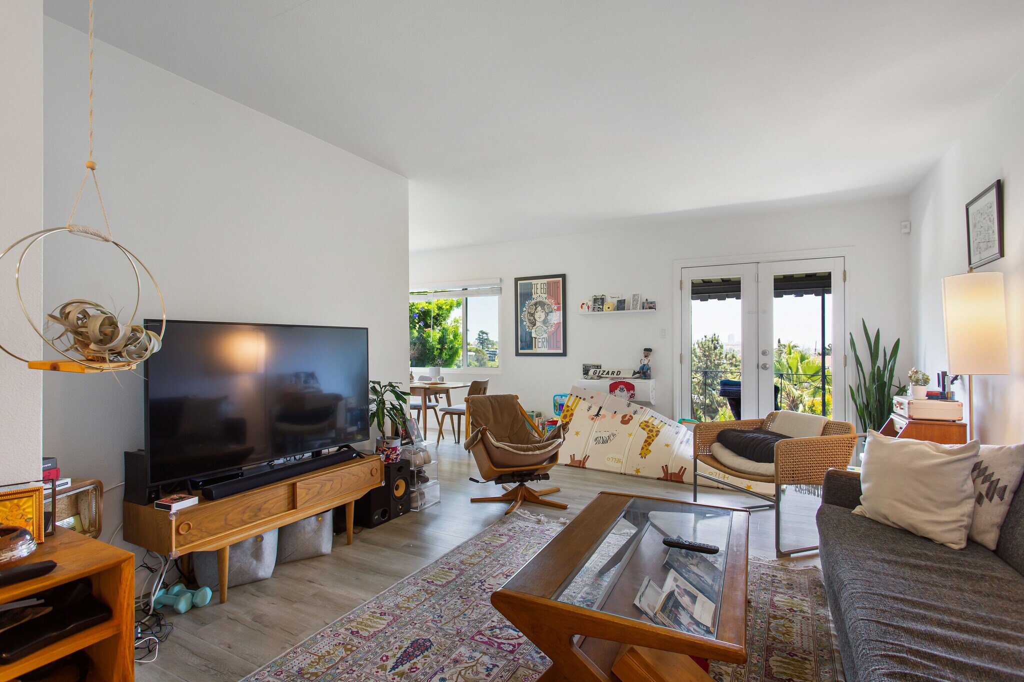 Living Room - 1722 Rotary Dr