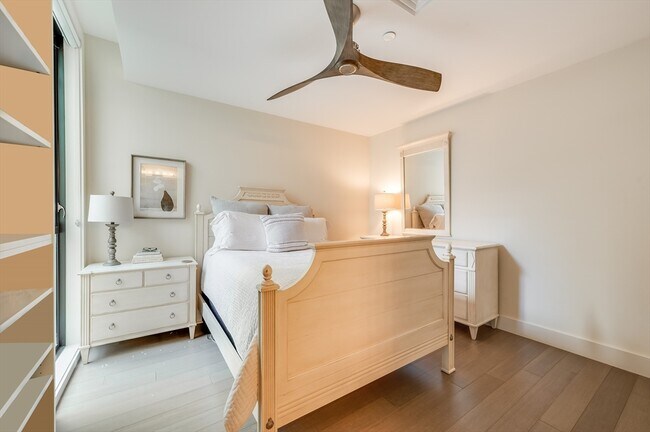 Building Photo - 121 Portland St