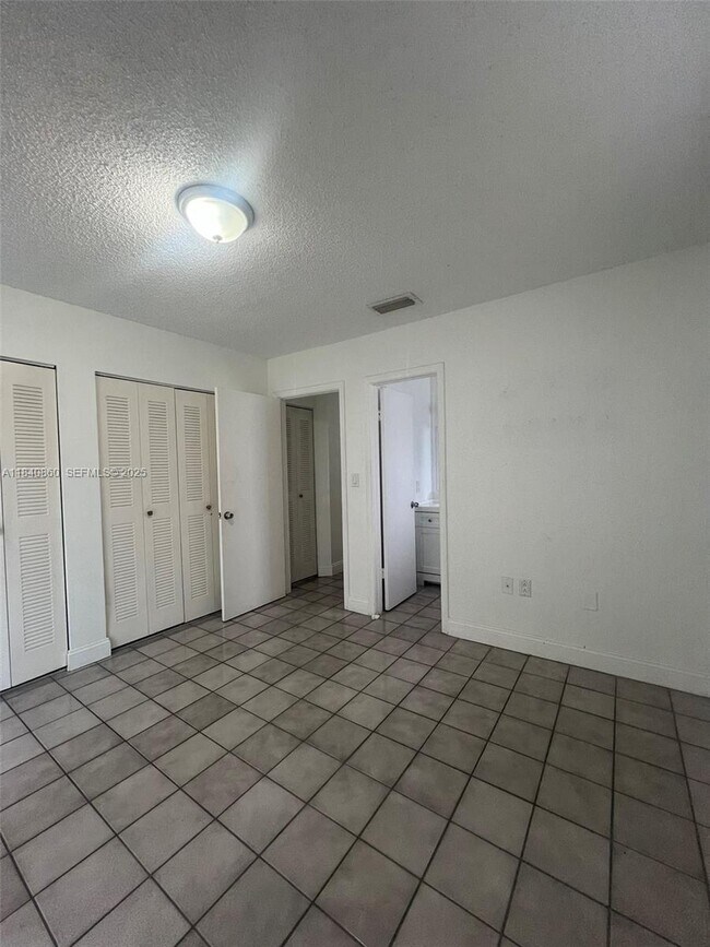 Building Photo - 5935 W 26th Ave