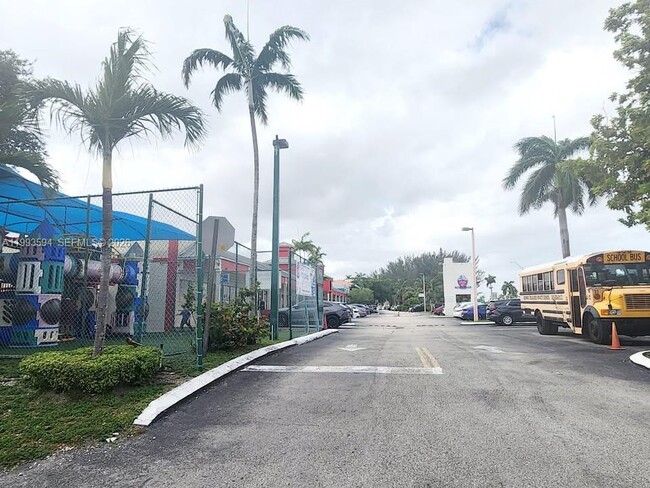 Building Photo - 8360 NW 103rd St