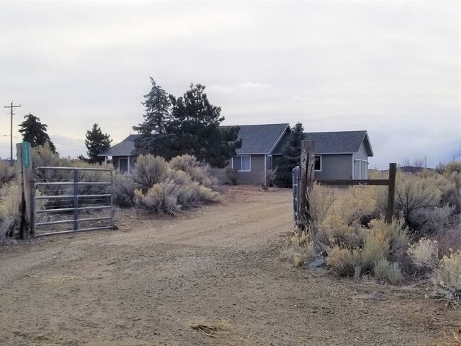 Building Photo - Home For Rent in Gardnerville-Fish Springs...