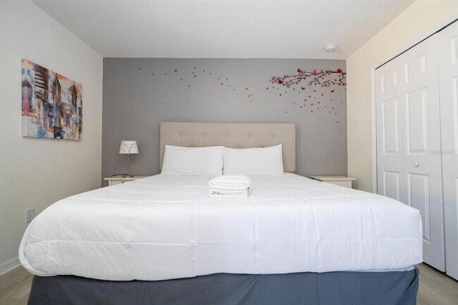 Building Photo - 2625 Santosh Cove