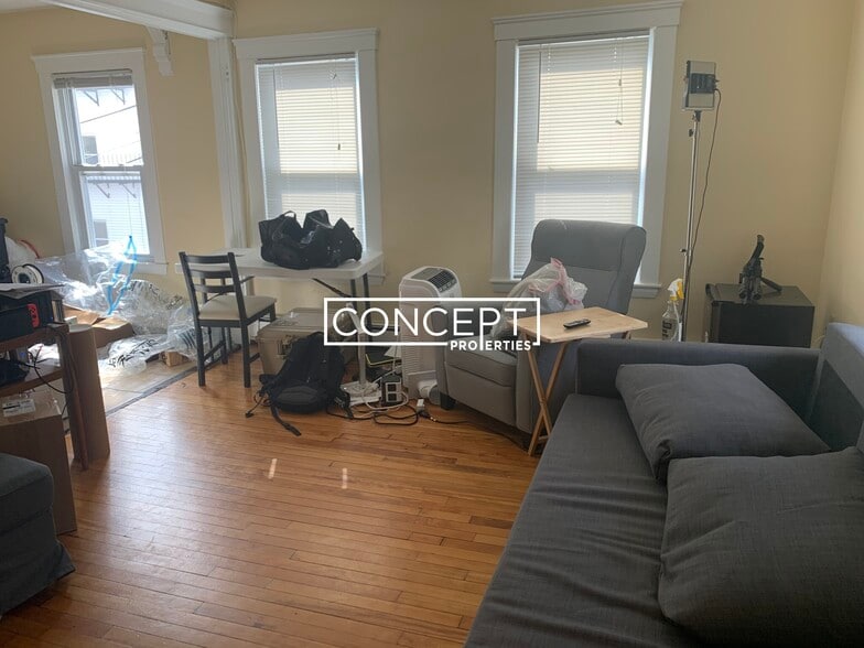 Building Photo - 7 Craigie Terrace