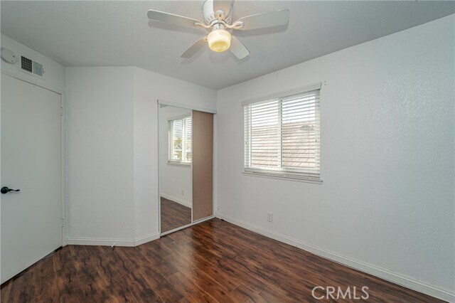 Building Photo - 11123 Woodview Dr