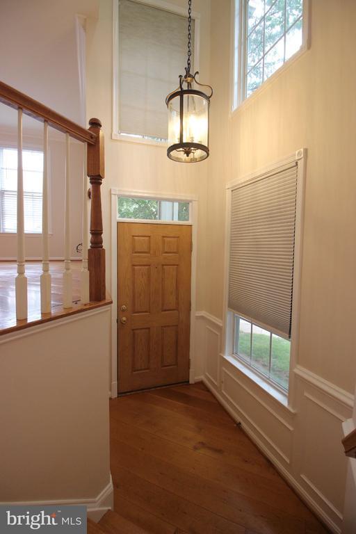 Building Photo - 46140 Cecil Terrace