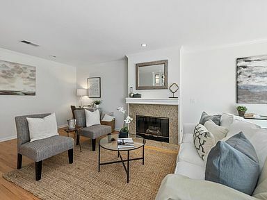 Building Photo - 20 Willow Rd