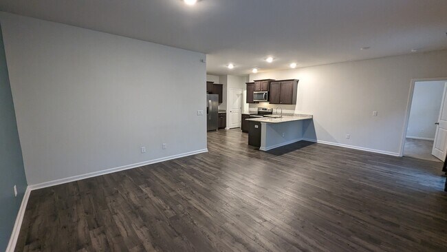 Building Photo - 280 Forestbrook Cove Cir