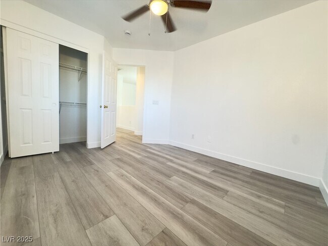 Building Photo - 8809 Timber Mesa St