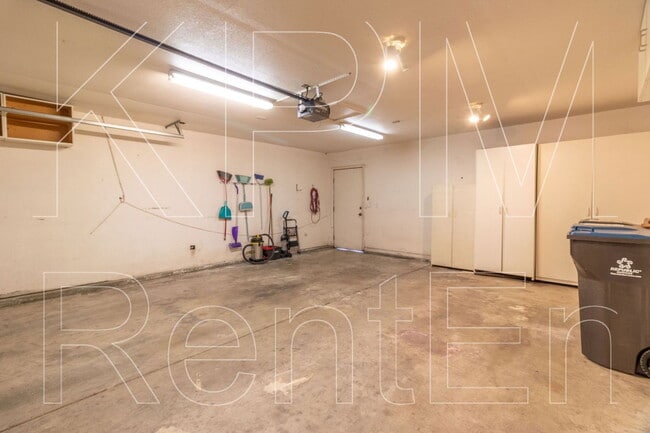 Building Photo - 4963 Gadwall Cir